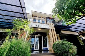 Exterior - Villa Istana (Batu)