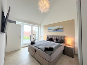 2 Schlafzimmer, Bügeleisen/Bügelbrett, Reisekinderbett, kostenloses WLAN