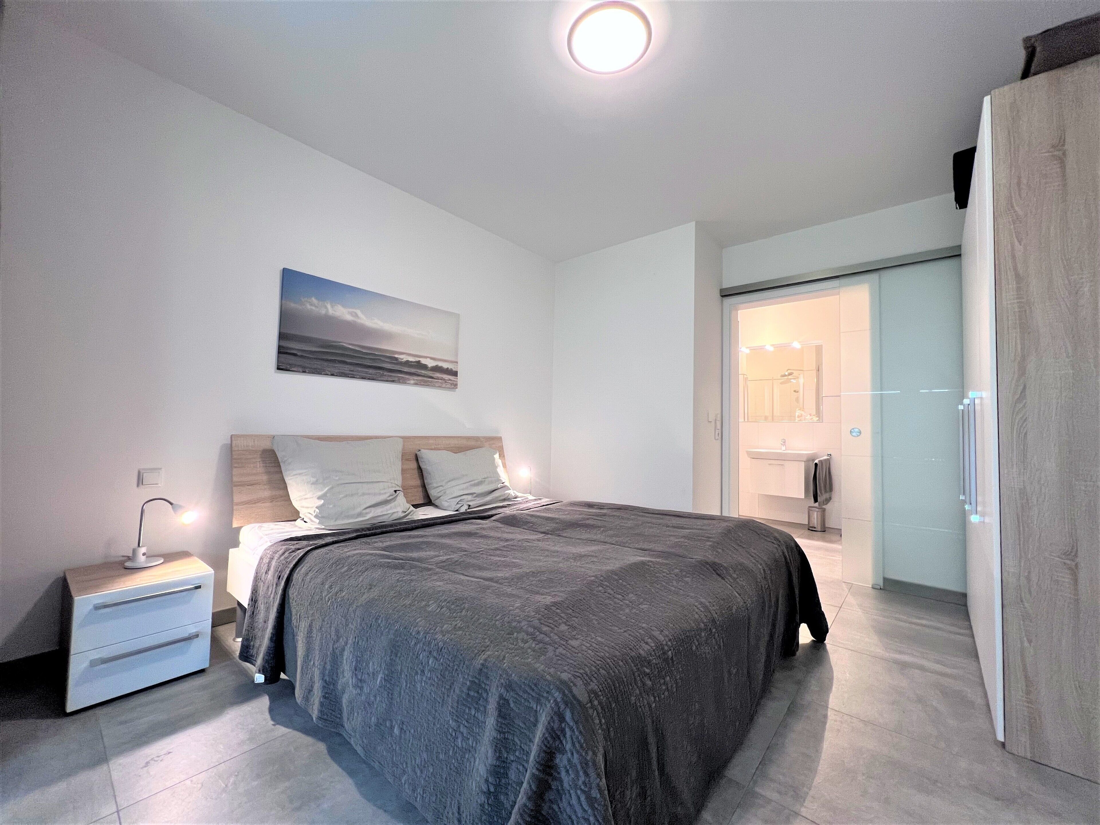 1 bedroom, travel crib, free WiFi