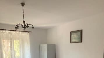 1 makuuhuone, ilmainen Wi-Fi, vuodevaatteet