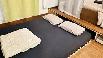 1 bedroom, soundproofing, iron/ironing board, travel crib