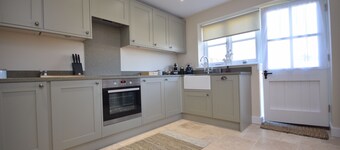 The Dairy, Emsworth - en ladugårdsomvandling som rymmer 4 gäster i 2 sovrum