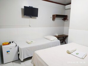 Kamar Triple Standar | Minibar dan Wi-Fi gratis