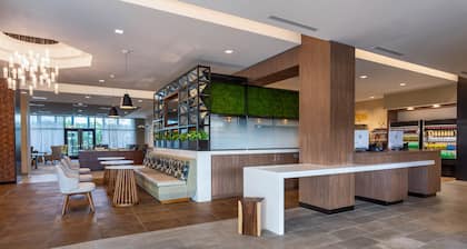 Wyndham Garden Orlando Universal / I Drive
