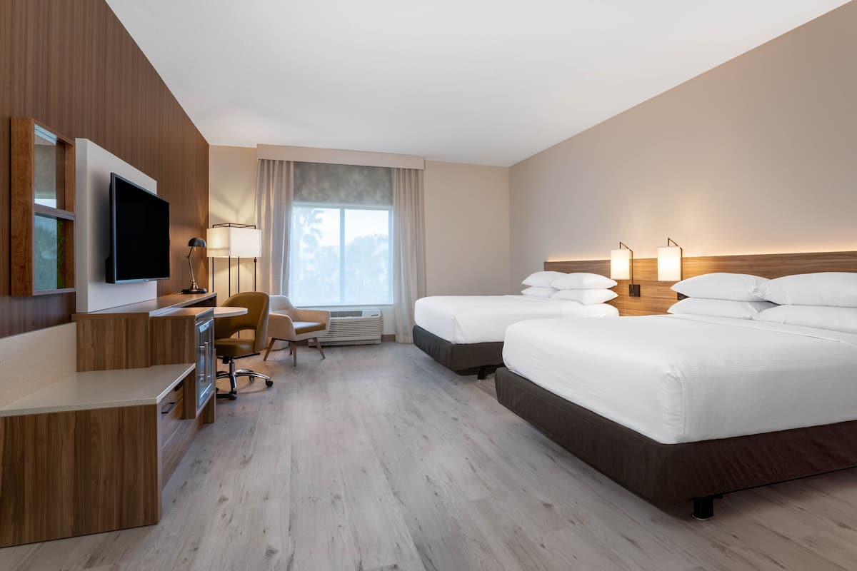 Studio Suite, 2 Queen Beds, Accessible, Non Smoking (Mobility) | 1 bedroom, premium bedding, in-room safe, desk