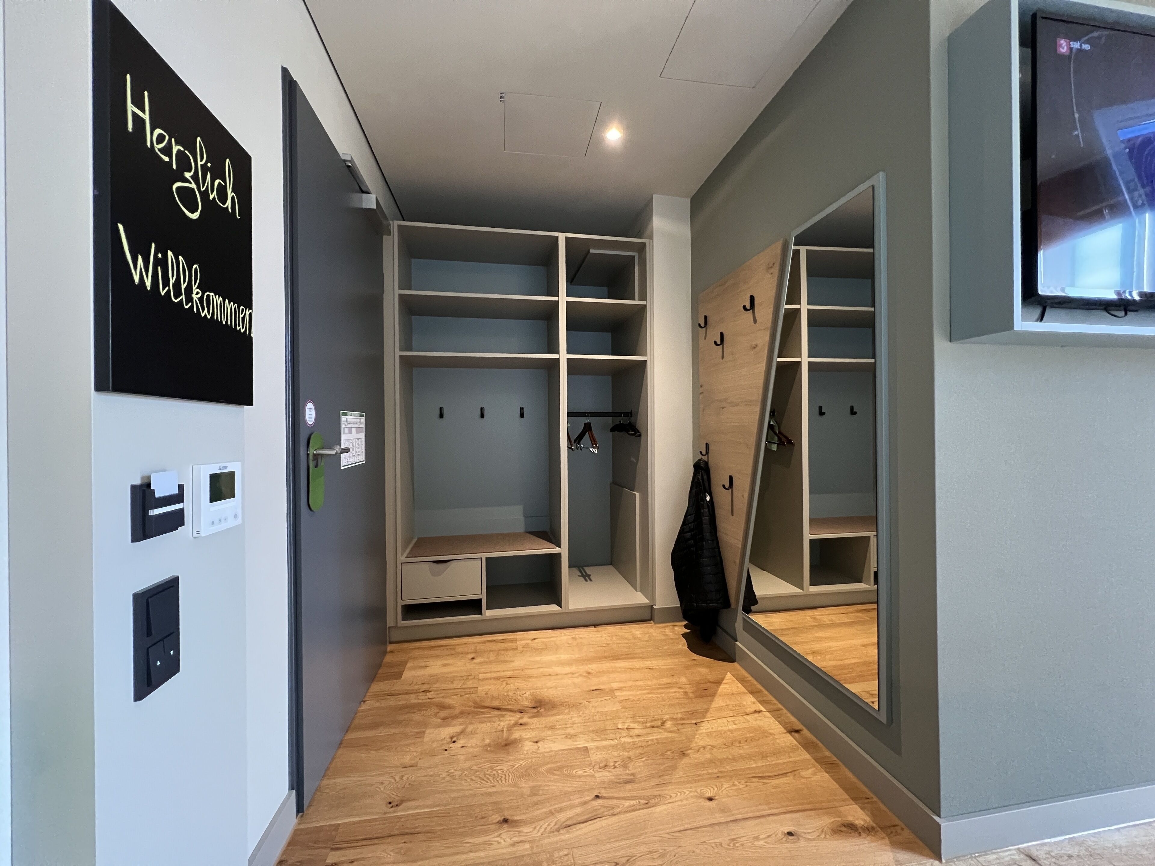 comfort double room | in-room safe, soundproofing, free wifi, bed sheets