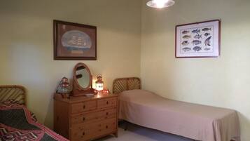 3 Schlafzimmer, BĂŒgeleisen/BĂŒgelbrett, BettwĂ€sche