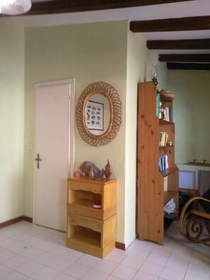 Interior - In private consortium with use of pool and beach (porto santo stefano)