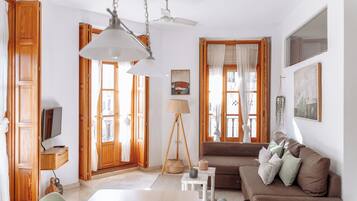 Una Smart TV, libros