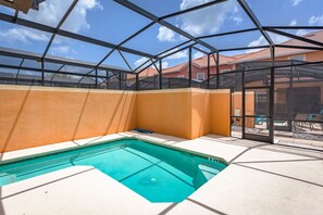 Outdoor pool - Paradise Palms-ru1074 (Kissimmee)