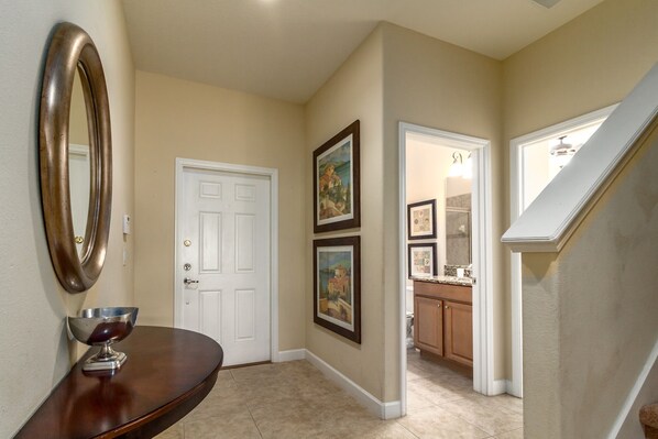 Huvila (4 Bedrooms) | 4 makuuhuonetta, ilmainen Wi-Fi, vuodevaatteet