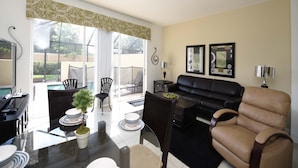 Flat-screen TV - Windsor Hills-ru424 (Kissimmee)
