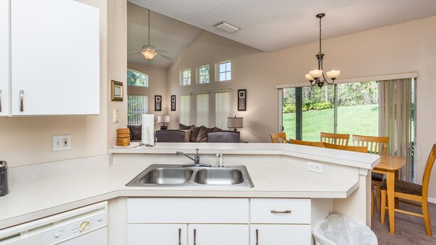 Villa (4 Bedrooms) | Private kitchen - Emerald Island-ru514 (Kissimmee)