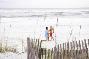 On the beach, sun-loungers, beach umbrellas, beach towels - BUILT ON THE SAND! STEP OUT UR BACK DOOR ONTO YOUR OWN EXCLUSIVE PRIVATE BEACH! (Destin)
