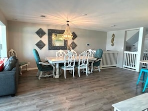 Dining - BUILT ON THE SAND! STEP OUT UR BACK DOOR ONTO YOUR OWN EXCLUSIVE PRIVATE BEACH! (Destin)