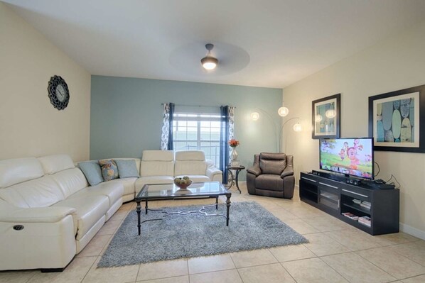 Living room - Paradise Palms-ru1049 (Kissimmee)