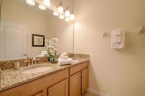 Bathroom - Paradise Palms-ru1049 (Kissimmee)