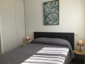 1 bedroom, iron/ironing board, free WiFi