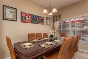 Villa (4 Bedrooms) | Private kitchen