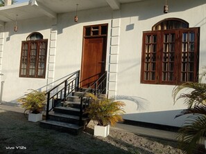 Bagian depan properti