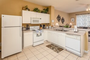 Villa (3 Bedrooms) | Eigene Küche