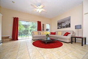 Villa (3 Bedrooms) | Living room - Emerald Island-ru396 (Kissimmee)