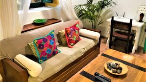 TV, fireplace - Vivienda vacacional Buganvilla (Tias)