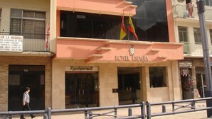 Front of property - Hotel España (Cuenca)