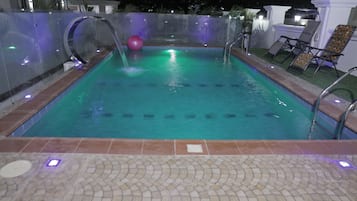 Piscine extérieure