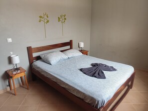 2 Schlafzimmer, Zimmersafe, Bügeleisen/Bügelbrett, kostenloses WLAN