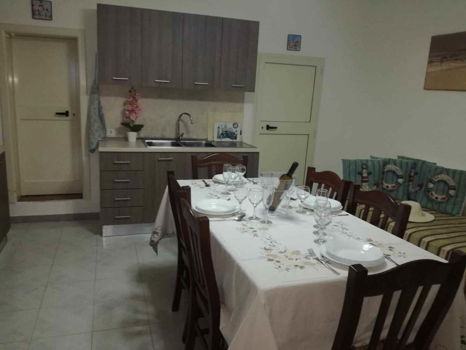 House (2 Bedrooms) | Private kitchen