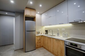 Microwave, coffee/tea maker