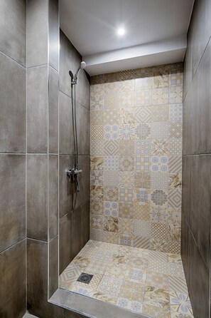 Haartrockner, Handtücher