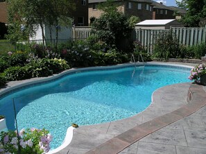 Outdoor pool, pool loungers