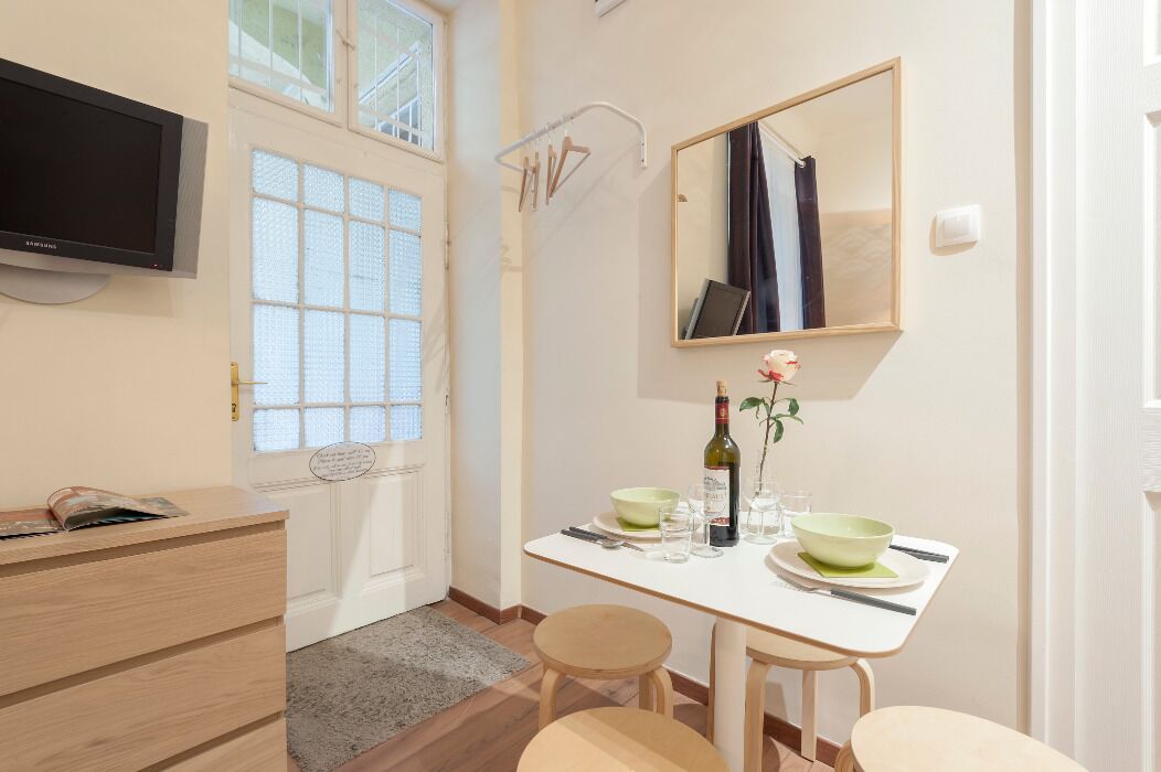 Apartment, 1 Bedroom | 1 bedroom, individually decorated, laptop workspace, blackout drapes