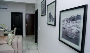 Interior - Casa Pluto (Lagos)