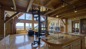House, 3 Bedrooms | Private kitchen | Fridge, microwave, stovetop, dishwasher - Nautical Getaway (Beaufort)