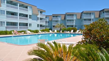 Condo, 2 Bedrooms | Pool