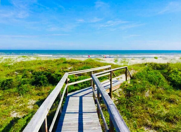 Condo, 2 Bedrooms | Beach - Sea Spray (Atlantic Beach)