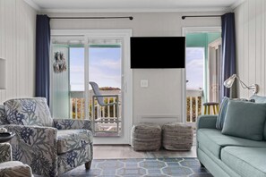 Condo, 2 Bedrooms | Living room | 32-inch TV with satellite channels - Sea Spray (Atlantic Beach)