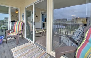 Condo, 2 habitaciones | Balcón