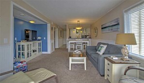 Condo, 2 habitaciones | Sala de estar