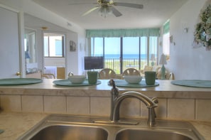 Condo, 3 Bedrooms | Private kitchen | Fridge, microwave, stovetop, dishwasher - Sandvillas Unit 322 (Atlantic Beach)
