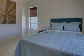 Casa, 4 habitaciones | 4 habitaciones y ropa de cama
