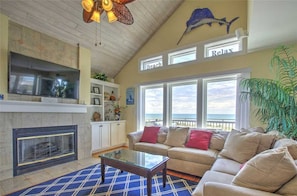 ハウス 5 ベッドルーム | リビングルーム