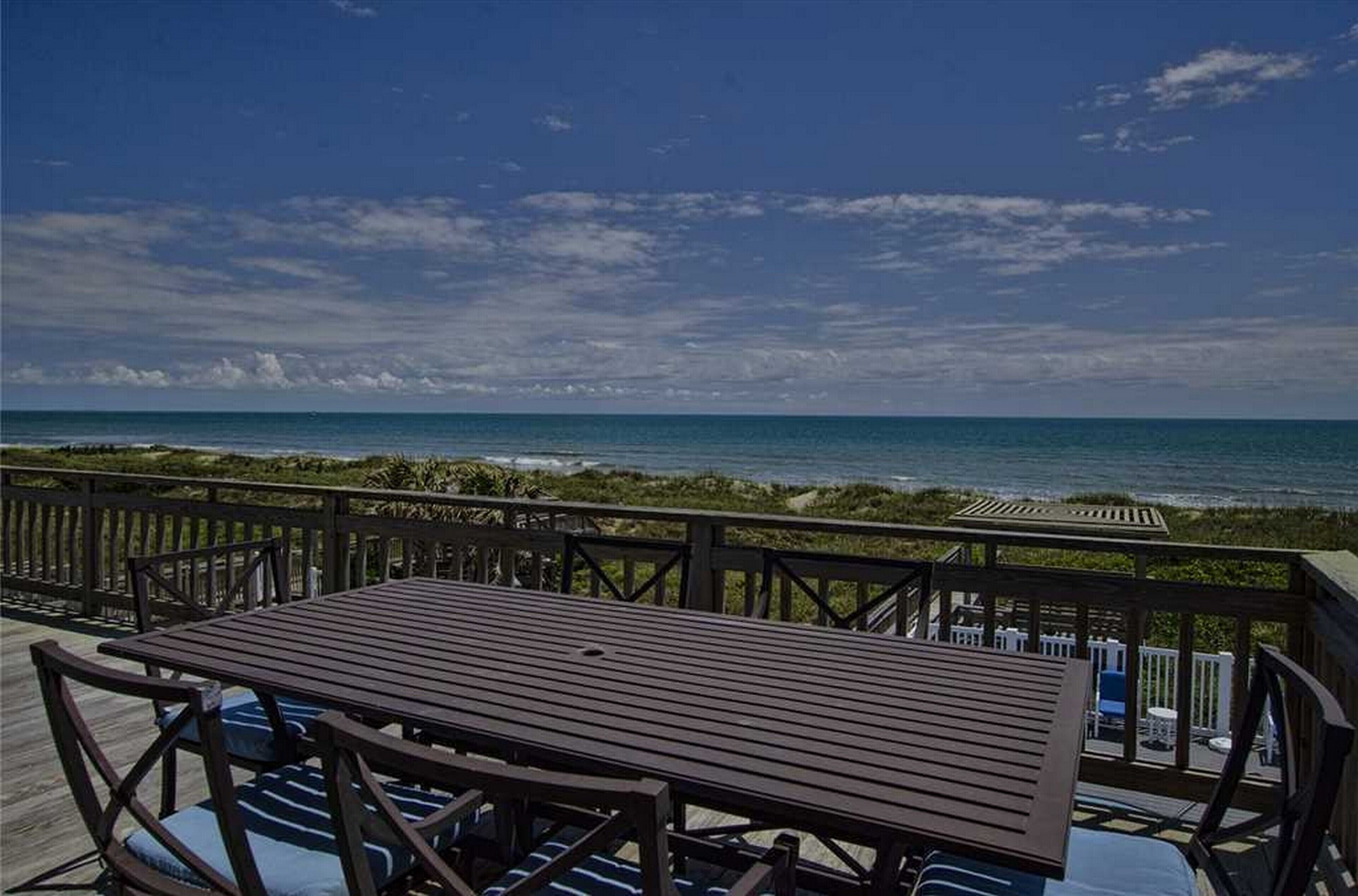 House, 5 Bedrooms | Terrace/patio