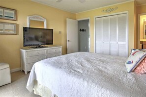 Condo, 2 chambres | 2 chambres, décor unique, ameublement unique