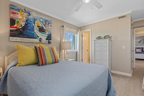 Apartment, 2 Schlafzimmer, Meerblick | Individuell dekoriert, individuell eingerichtet