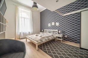 1 bedroom, individually decorated, blackout curtains, free WiFi - Susan Apartment 2 (Budapest)