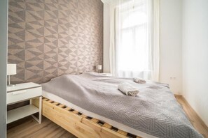 1 bedroom, individually decorated, blackout curtains, free WiFi - Susan Apartment 2 (Budapest)